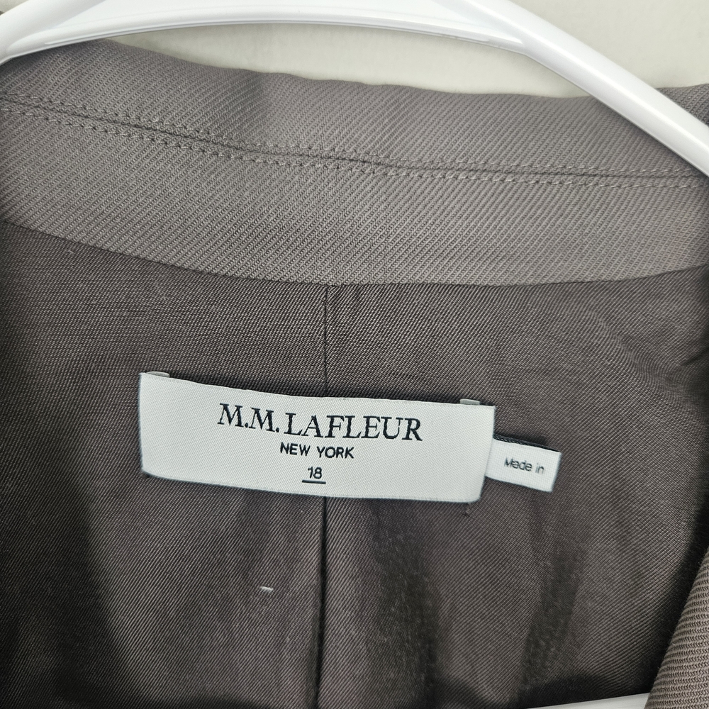 MM Lafleur Gaia Sharkskin Double-Breasted Pant Suit Size 18 - Picture 8 of 14